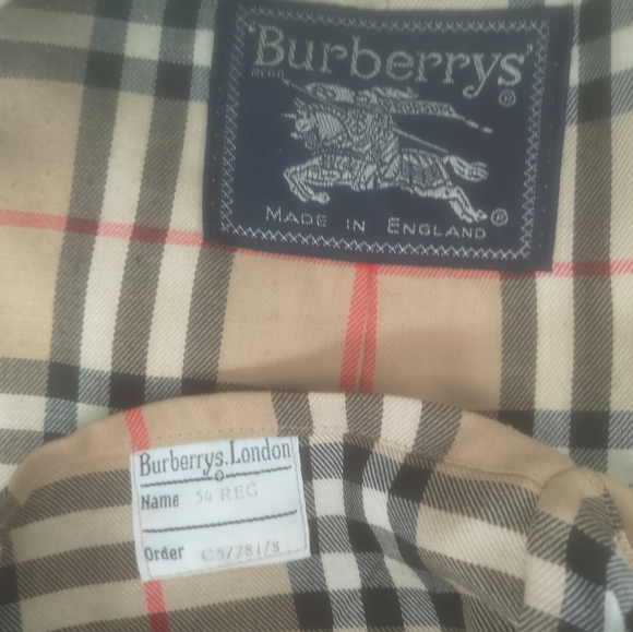 Burberry Kensington Trench - Picture 2 of 4